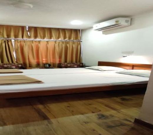 OYO 80415 Hotel Satyadeep