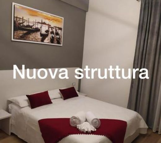 Venice Rooms