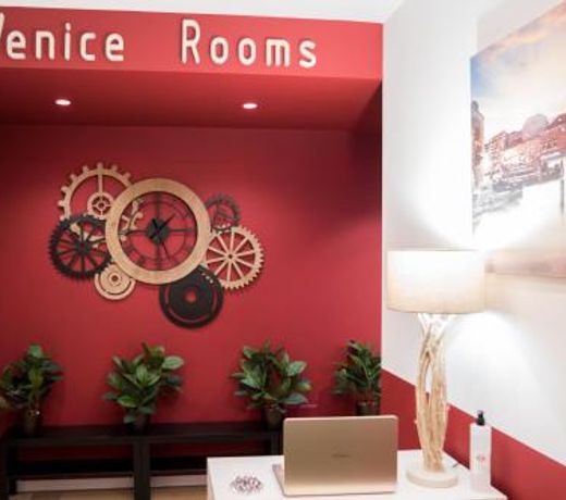 Venice Rooms