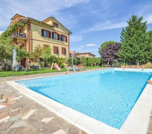 Amazing apartment in Torrita di Siena with Outdoor swimming pool, WiFi and 2 Bedrooms