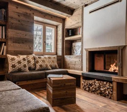 ALPINE DAYS Mountain Home