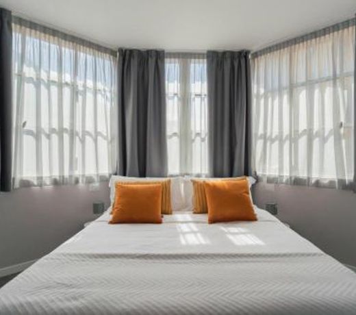 Sant'Agostino Apartments by Rent All Como