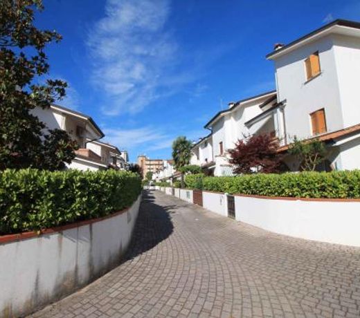 Apartment in Eraclea Mare 40761