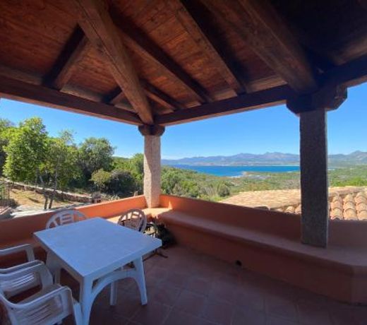 Villetta Capo Coda Cavallo