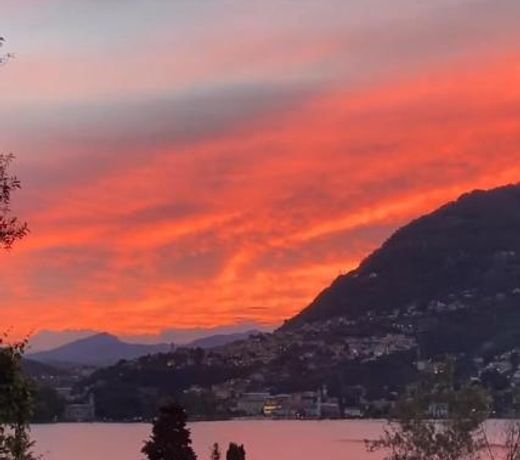 Le Luci sul Lago di Como