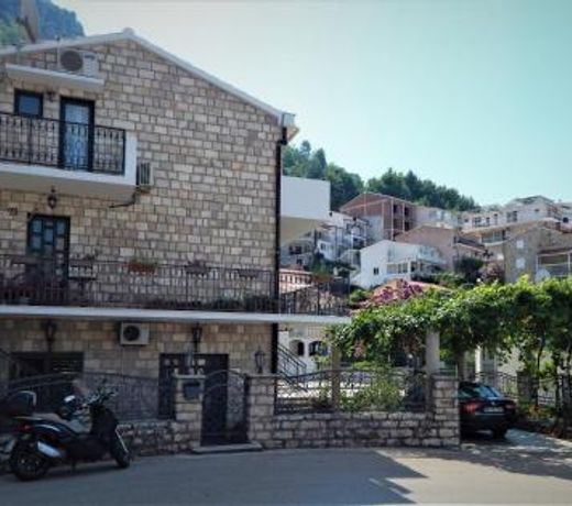 Vila Teodora