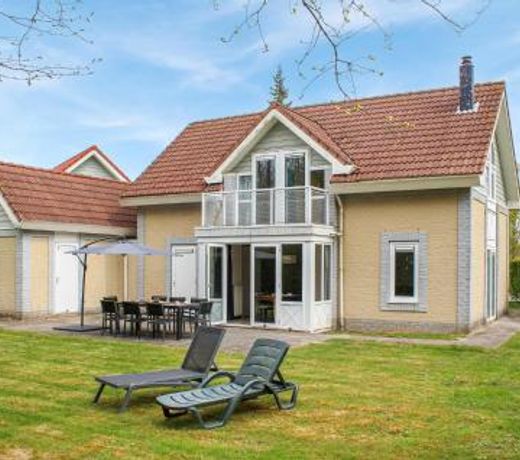 Stunning home in Kamperland with 4 Bedrooms, Sauna and WiFi