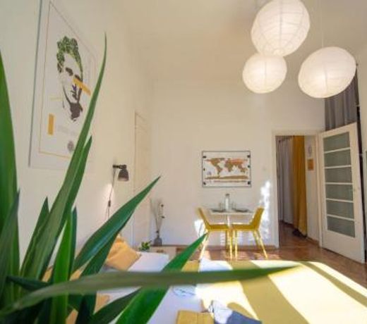 Pavla Papa Studio - Bright & central