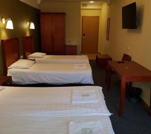 Happy Inn Hotel Alpiyskiy