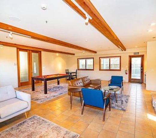 Oceanfront Villa Suite Walk to Beach Trails Restuarants Activities
