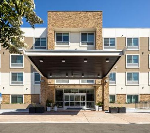 Holiday Inn Express & Suites - San Jose Silicon Valley, an IHG Hotel