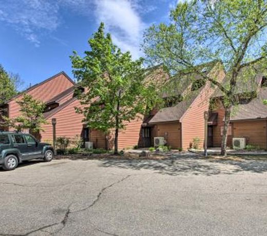 Cozy Jackson Condo with Mtn View and Pool Access