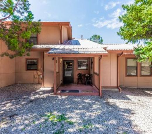 Pinon Park A2, 3 BRs, Deck, Fireplace, Wi-Fi, Pets, Sleeps 6