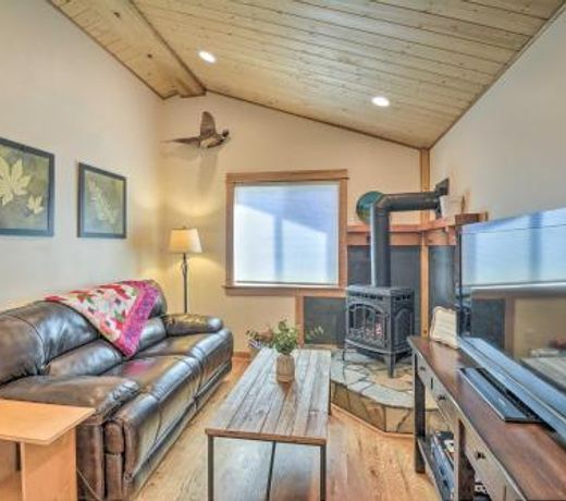 Sequim Condo Olympic Discovery Trail Access!
