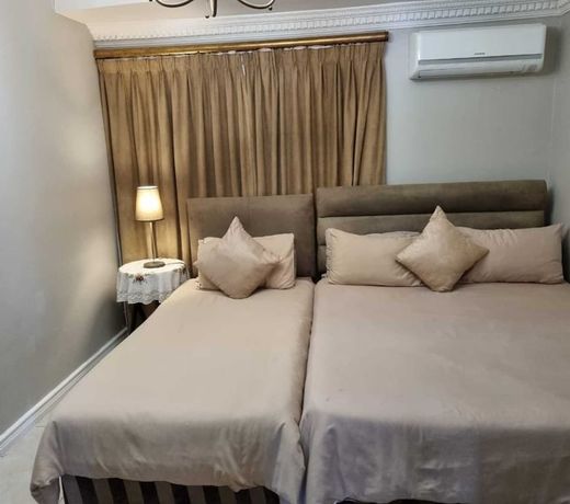 Room in Lodge - Savoy Lodge - Nice Standard Double room 4