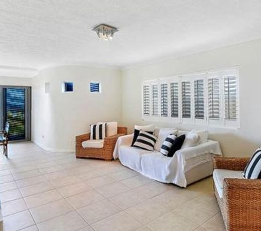 Gold Coast Beachfront Mansion