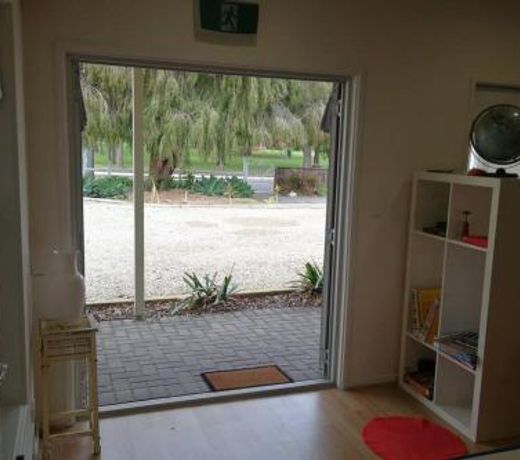 Gawler Townhouses John Lennon Room