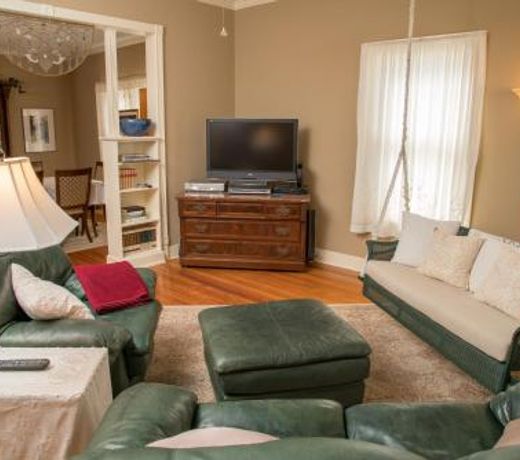 Studio B Guest House