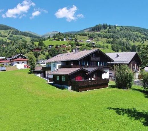 Heritage Chalet in Niedernsill near Ski Area