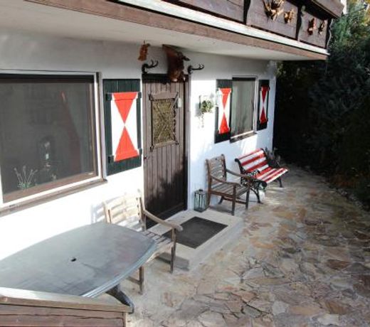 Spacious Chalet in Niedernsill with Skiing nearby