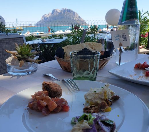 Apartment sleeps 6 - Porto San Paolo