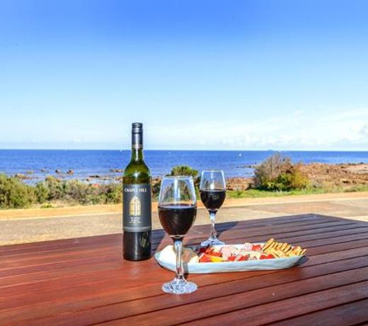 High Tide - Wallaroo Beachfront Property - Pet-Friendly