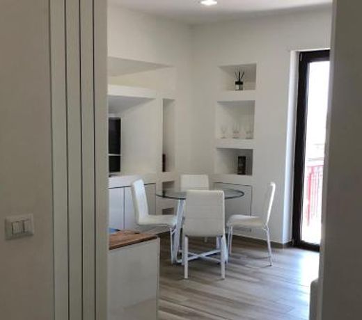 LOFT12 - Luxury Apt.