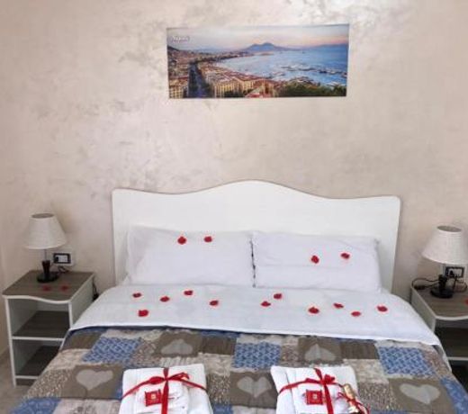 Appartamento HOUSE POMPEI- CASA VACANZA