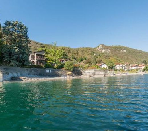 Villa Il Cigno lakeside