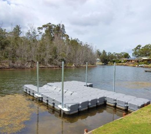 77 Lake Entrance Rd - Waterfront Wonder