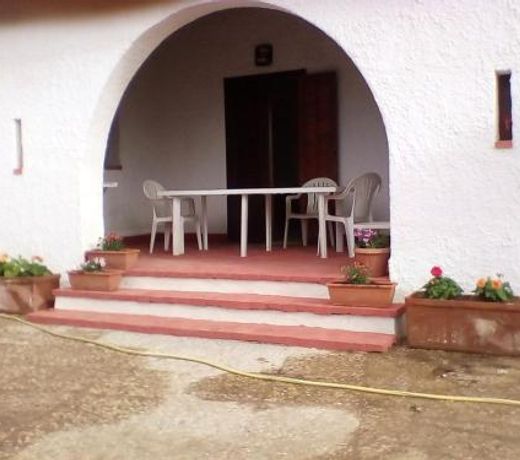 House with 2 bedrooms in Torretta Granitola with wonderful sea view and enclosed garden