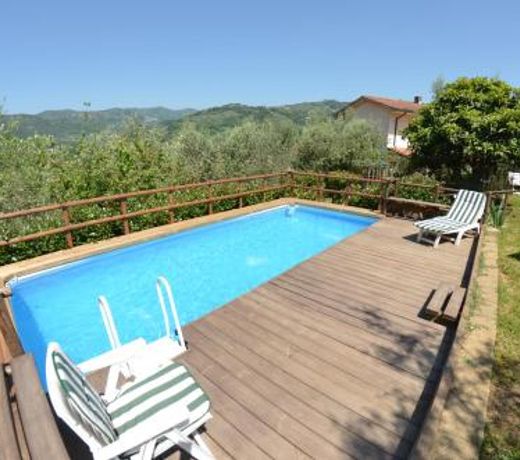 Chiesina Uzzanese Villa Sleeps 5 Pool WiFi