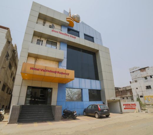 OYO 42639 Hotel Vidyadeep Regency