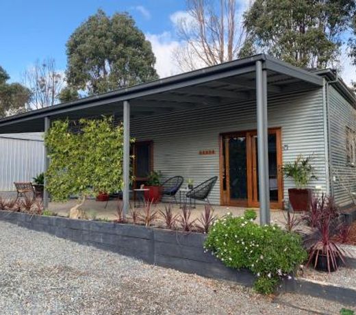Omaroo High Country Retreat
