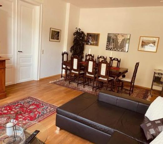 BEL ETAGE