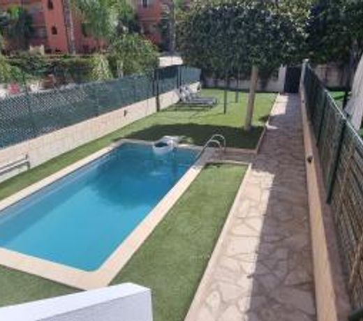 Homes of Spain, Apartamentos Paraíso Vera Playa, Ed Fatu Hiva Bajo con PISCINA PRIVADA y jardín privado en PRIMERA LINEA de Vera Playa, WIFI