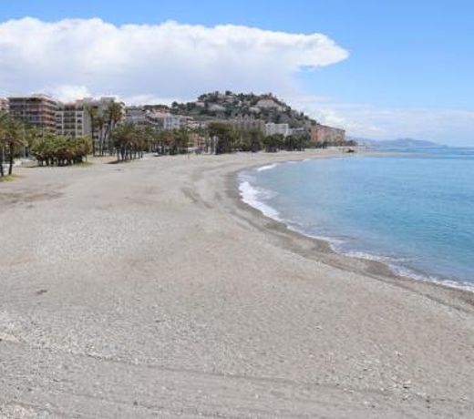 Sunshine Apartment at Tropical Coast of Granada