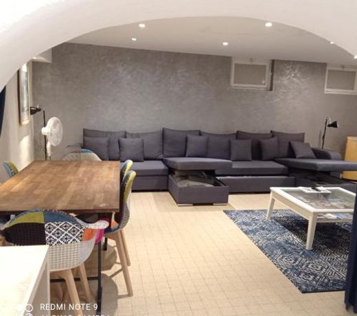 Charming and Modern Cave in the Heart of the Port