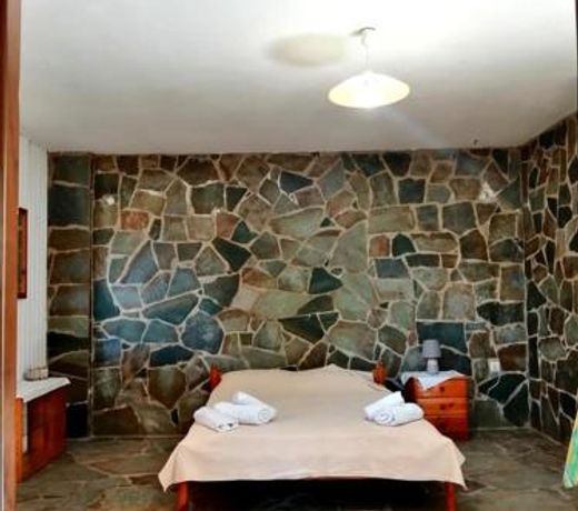 Penelope Apartments