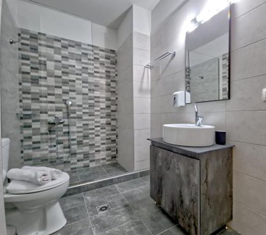 Epipleon Luxury Suites - 107 - ÎÎ¹Î±Î¼Î­ÏÎ¹ÏÎ¼Î± 85ÏÎ¼ - ÎÎ­Î± ÏÏÎ· Î¸Î¬Î»Î±ÏÏÎ±