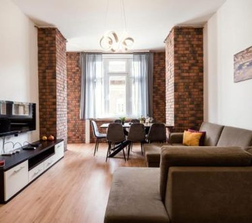 Jacuzzi and privacy in English style in the heart of the city