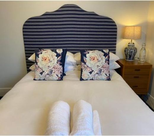 The Barkly Bistro Bar & Accommodation