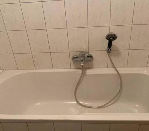 Beste Lage in Rostock: 2-Zimmerwohnung mit Balkon im 1.OG