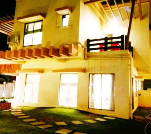 Glory Villa With Swimming Pool On Terrace 4Bhk