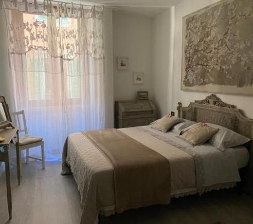 Violetta Maison, elegante e romantica a Salo’
