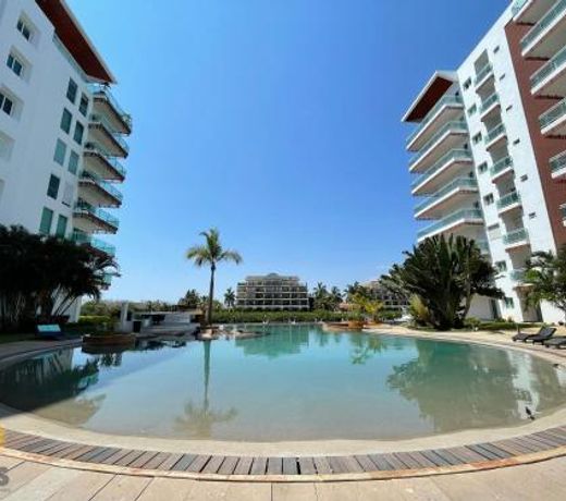 6012 2/4 Condominio junto a la Marina