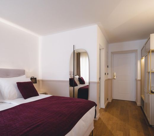 Hotel Heritage