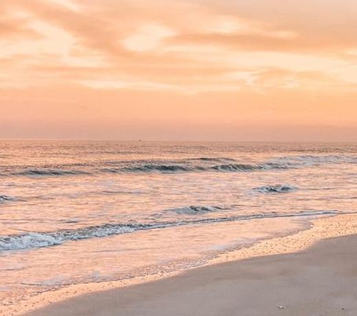 The Malibu, Luxury Villa steps away from Cocoa Beach
