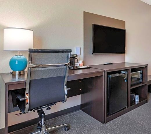 Sleep Inn & Suites Lancaster-Platteville