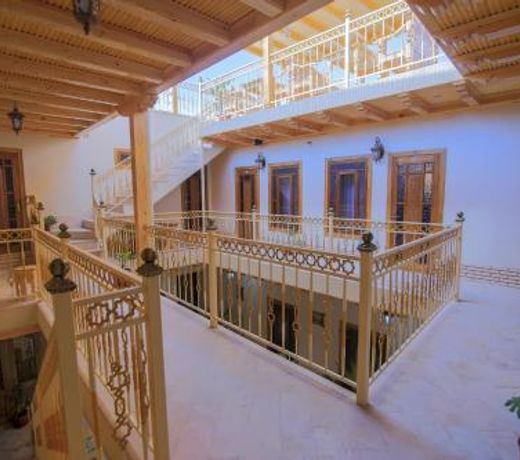 Xadijam Hotel
